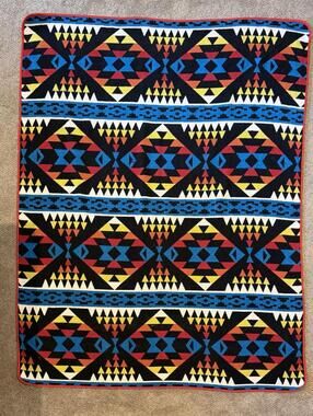 Reversible Southwest Native American Geometric Blanket 84x65" Lakota Sunrise